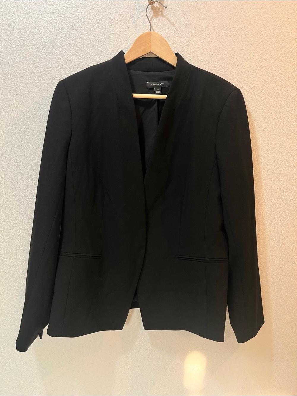 Ann Taylor Black Collarless Open Front Blazer